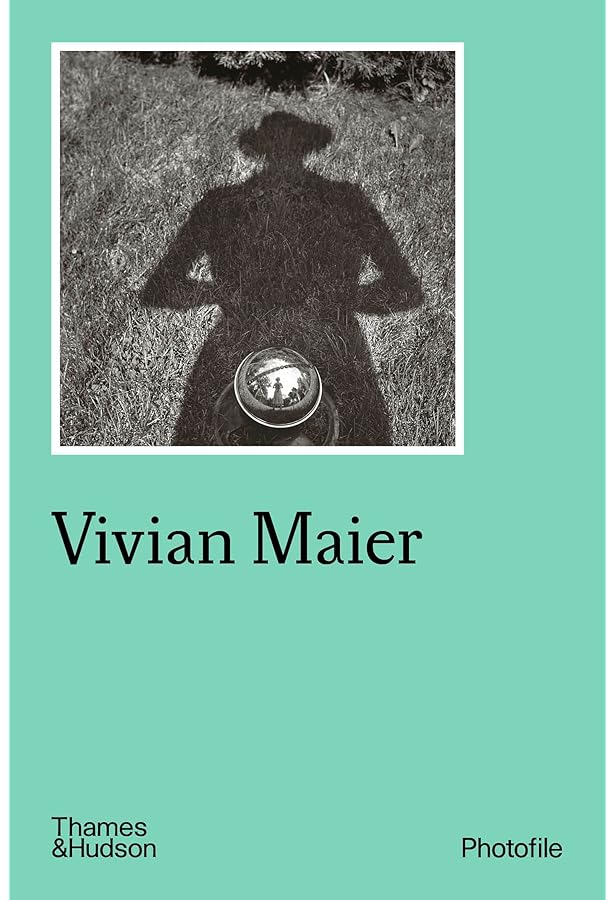 Amazon | VIVIAN MAIER:STREET PHOTOGRAPHER(H) | MAIER, VIVIAN